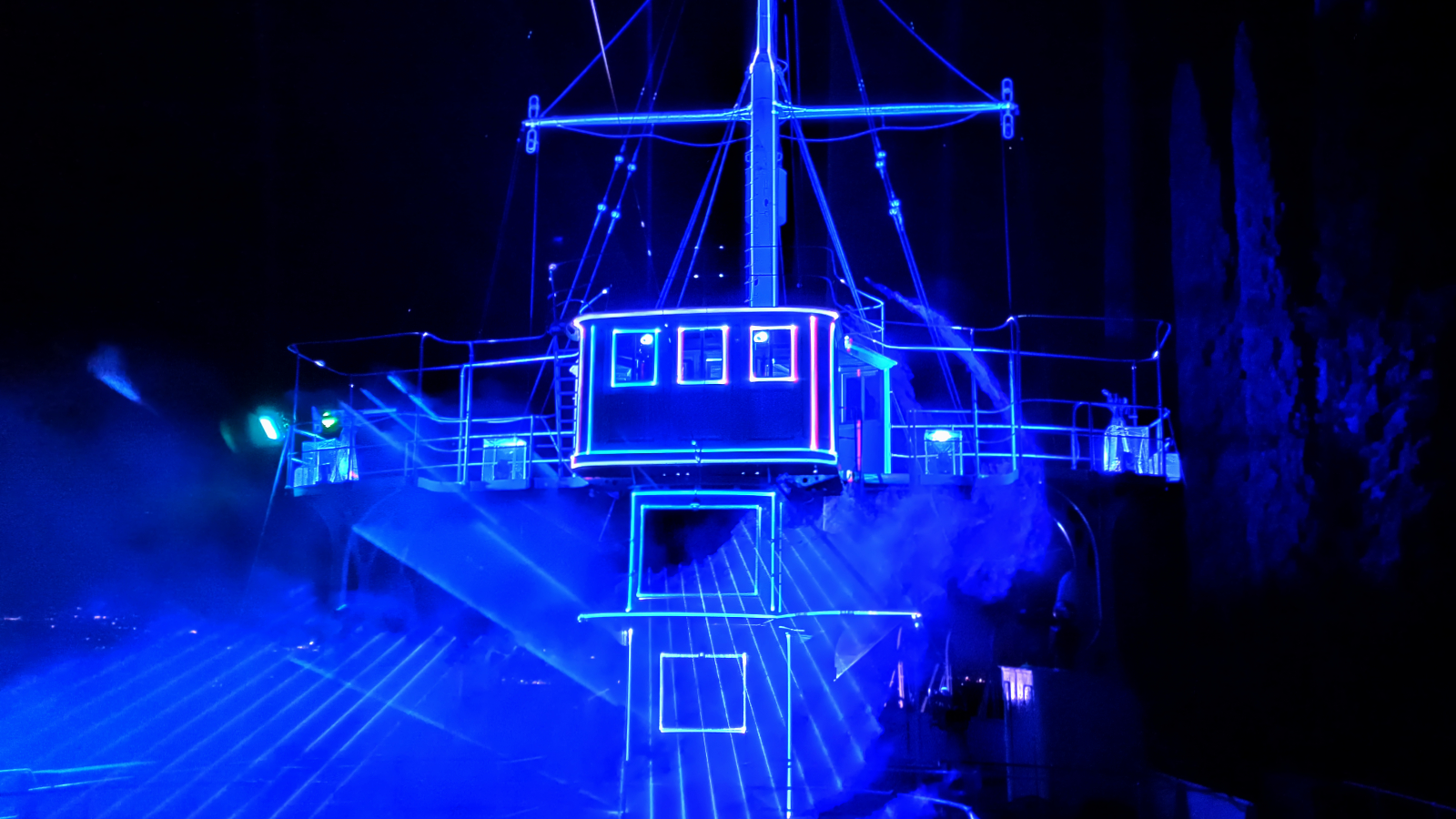 <span>Lo Show</span>